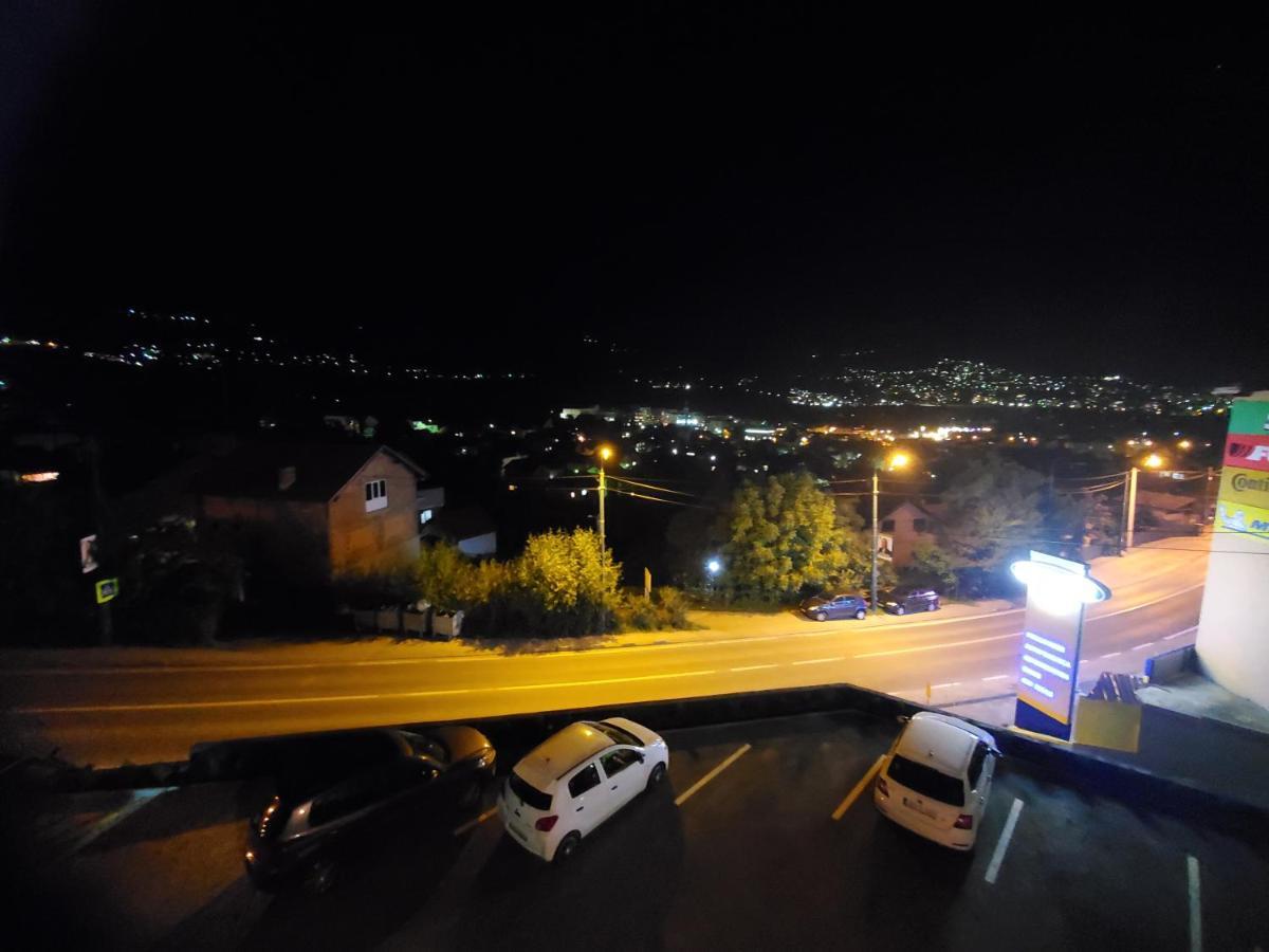 Sleep And Drive Apartment Sarajevo Exterior foto