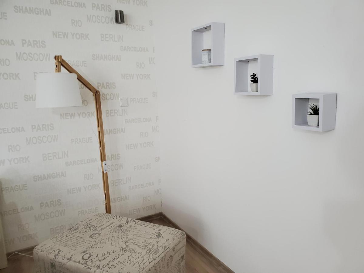 Sleep And Drive Apartment Sarajevo Exterior foto